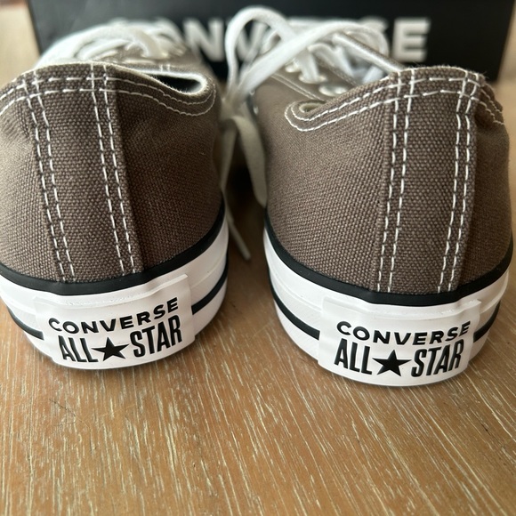 NEW! Converse Chuck Taylor women's 6.5 All star Sneakers Charcoal Gray Grey - Picture 3 of 5